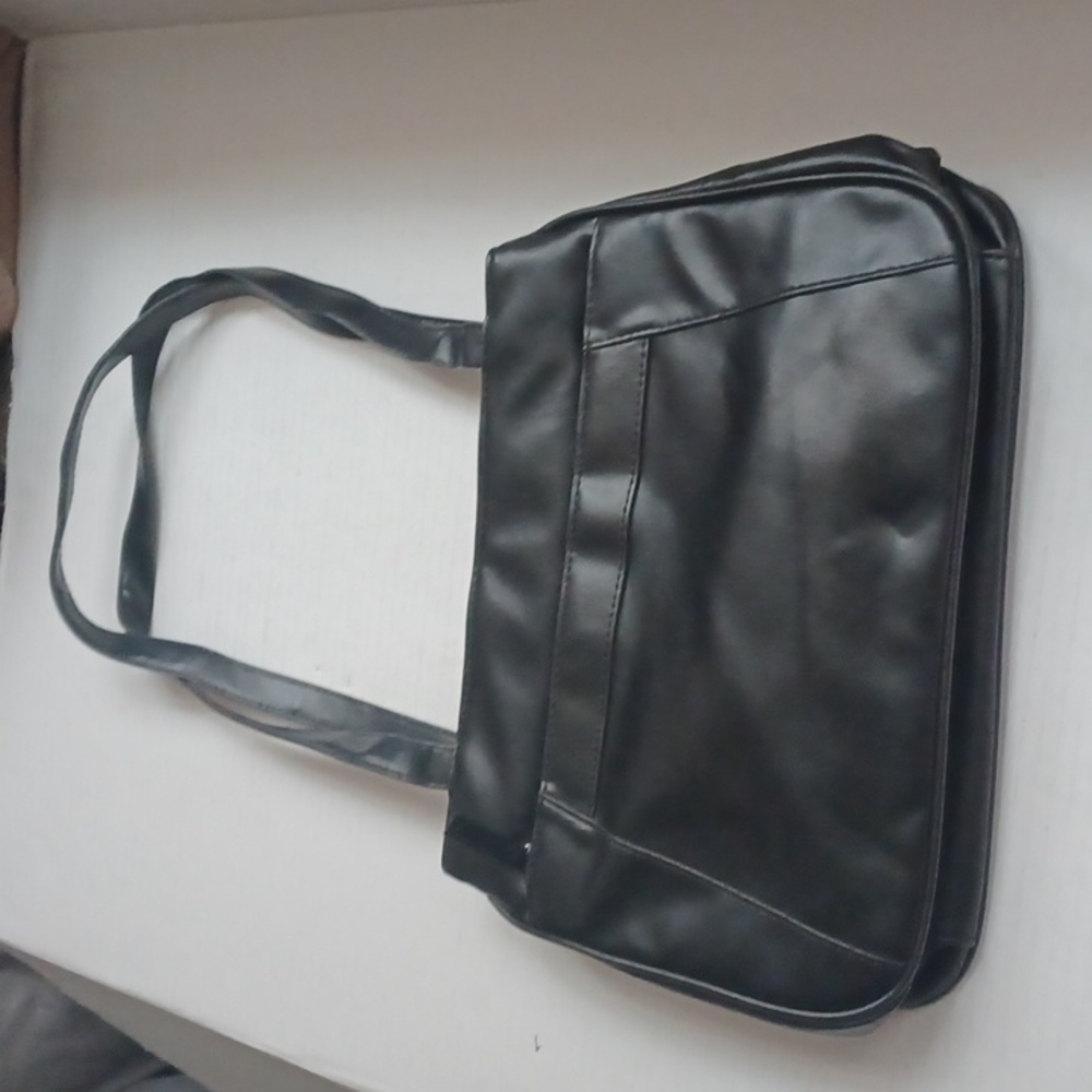 4/$40 New Black Faux-Leather Purse - Medium Size - NWOT